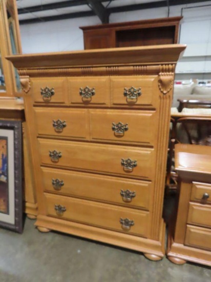 Chest of drawers made by Sumpter