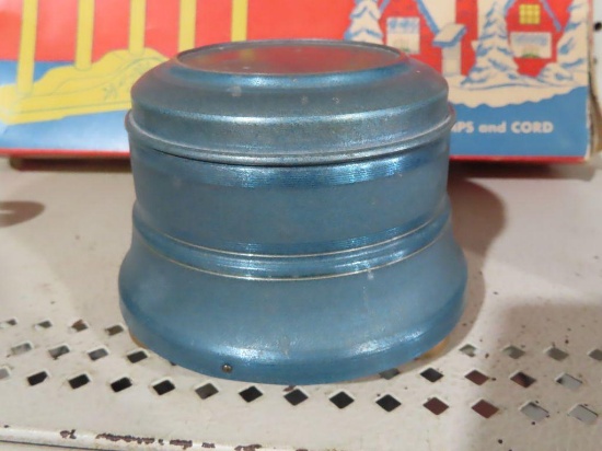 Vintage musical jewelry box