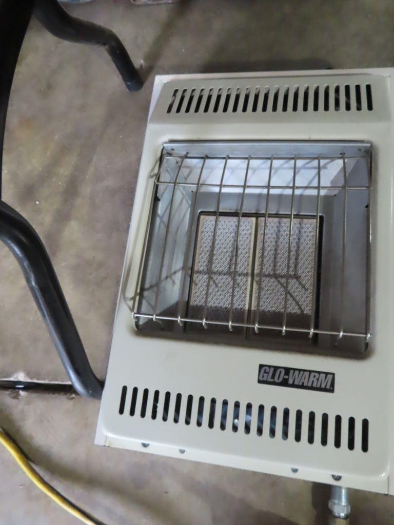 Glow-warm wall hanging gas heater | Art, Antiques u0026 Collectibles  Collectibles Decorative Collectibles Collectible Wall Hangings u0026 Mirrors |  Online Auctions | Proxibid