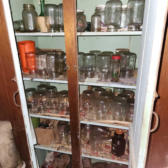 Lot of mason jars and etc