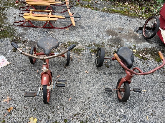 Lot of two vintage tricycles