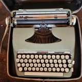 Smith Corona Sterling typewriter with case