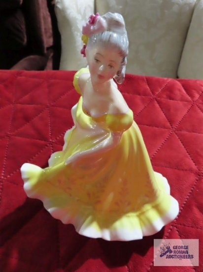 Royal Doulton Nanette figurine HN2379, 1970