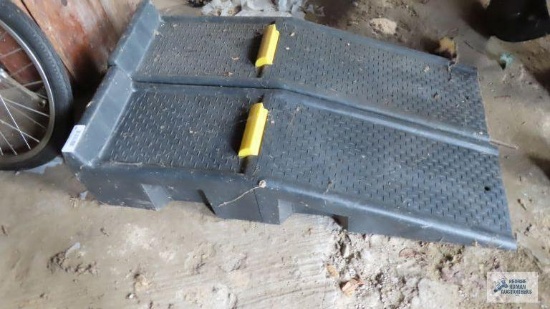 Plastic automotive ramps