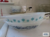 2 Pyrex divided baking dishes