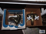 Lot of two faucets