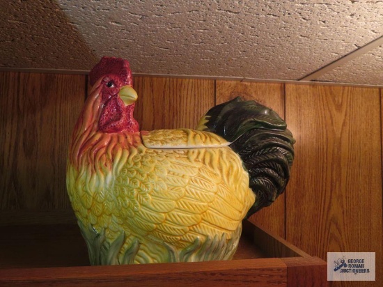 Rooster container