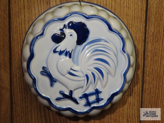 Rooster mold