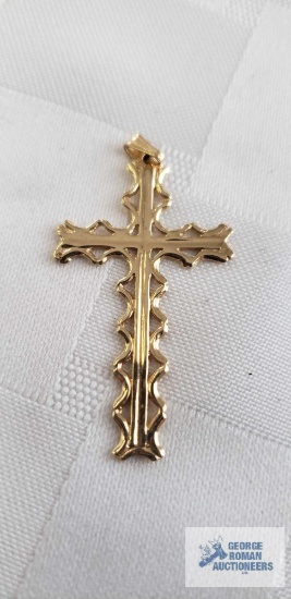 Gold colored cross pendant 1.9 G, marked 14K