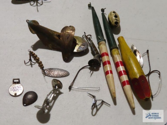 Lot of vintage fishing lures and fishing lure parts
