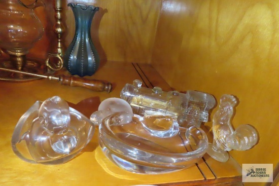Assorted glass figurines