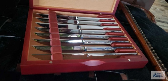 Set of 8 Wusthof knives in case