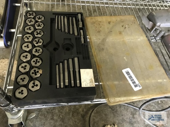 CRAFTSMAN TAP AND DIE SET, NOT COMPLETE