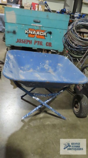 Portable trough with stand