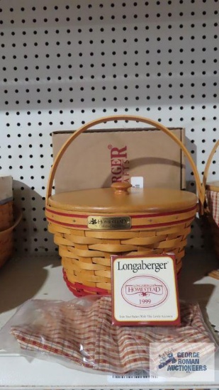 Longaberger 1999...homestead basket