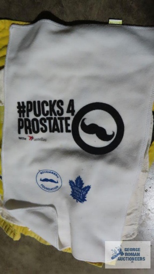 Penguins hockey towels