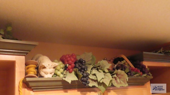 Lot of artificial grapes, cat figurine, basket and etc