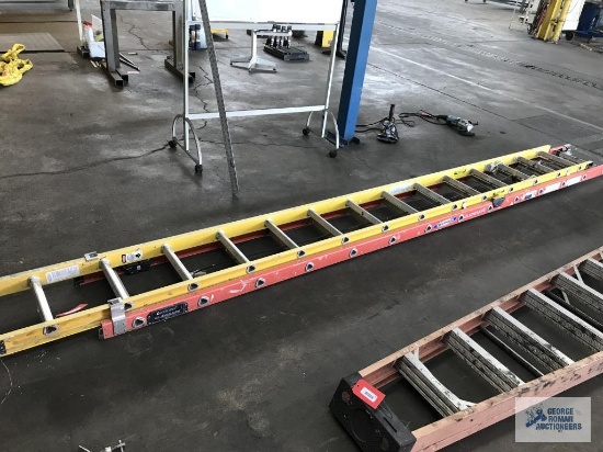 28-FOOT FIBERGLASS EXTENSION LADDER, NON-MATCHING