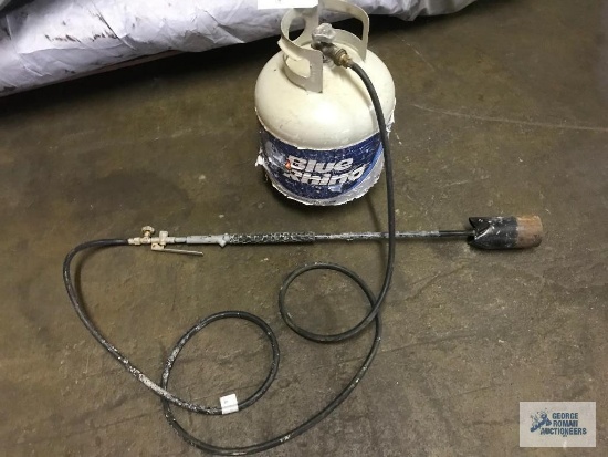 BURNER AND PROPANE TANK