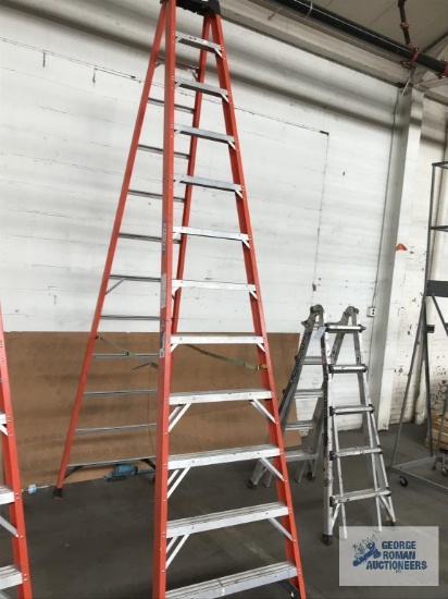 WERNER, 12-FOOT FIBERGLASS STEPLADDER