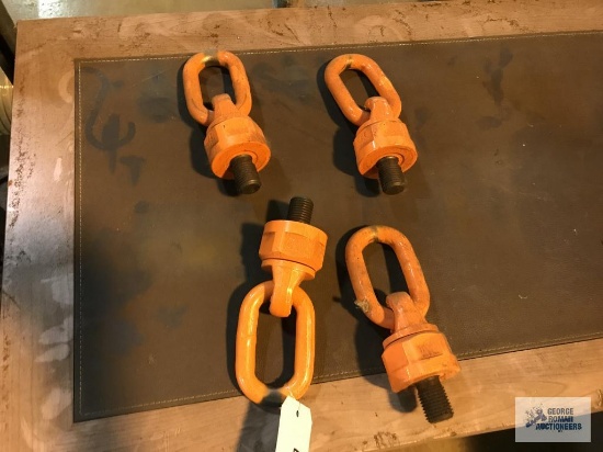 4 HOIST RINGS