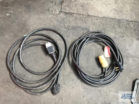 HEAVY DUTY EXTENSION CORDS