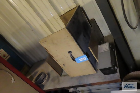 WORK BENCH, MACHINE PARTS