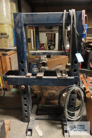 H PRESS, NEEDS PUMP