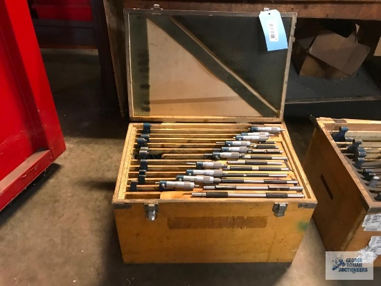 SET OF MICS