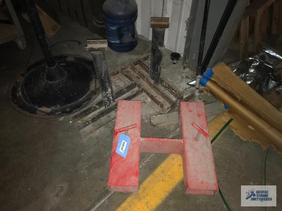 STEEL CART, TABLE - CULLIGAN NOT INCLUDED