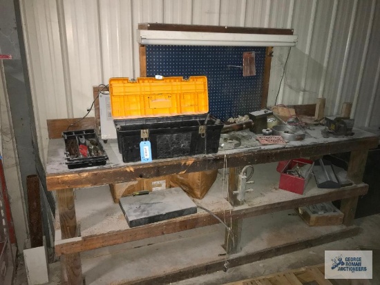 TOOL BOX AND VISE