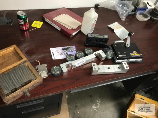 MITUTOYO ABSOLUTE GAUGES, BLOCKS AND GLOSSMETER