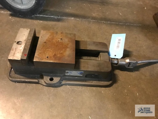 MACHINIST'S VISE