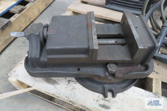 MACHINIST'S VISE
