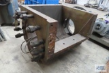 FARREL FEED BOX. NEW. 18/15.