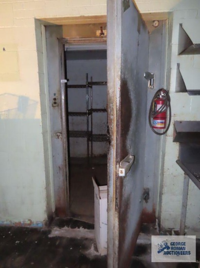 Walk-in cooler with Singer model HDC81-1 pump and fan. Bring help and tools for removal.