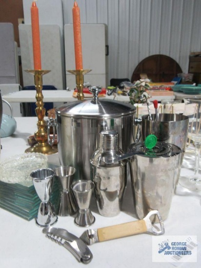Bellemain stainless steel Ice bucket and bar items