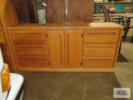 Thornwood dresser