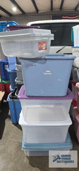 4 totes, 3 with lids, and one small tote.