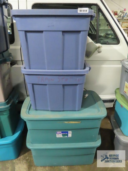 Four assorted totes
