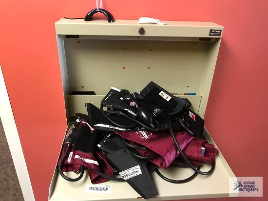 BLOOD PRESSURE CUFFS