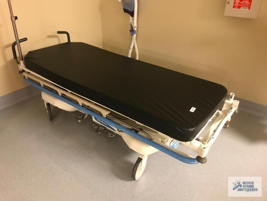HILL ROM TRANS STAR GENTLE RIDE TRANSPORT CART