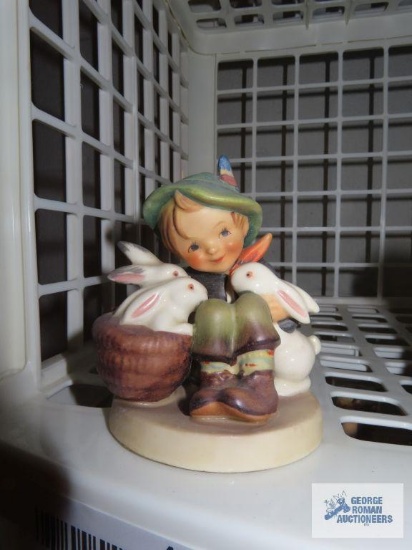 Hummel Playmates figurine. bottom is covered with felt