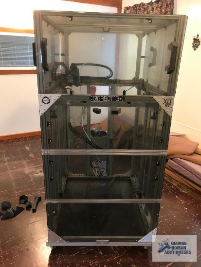 GIGABOT 3+ XLT900 3D PRINTER. LAST USED EARLY 2025. DISASSEMBLED/ REASSEMBLED FOR MOVE. EXTRA PARTS