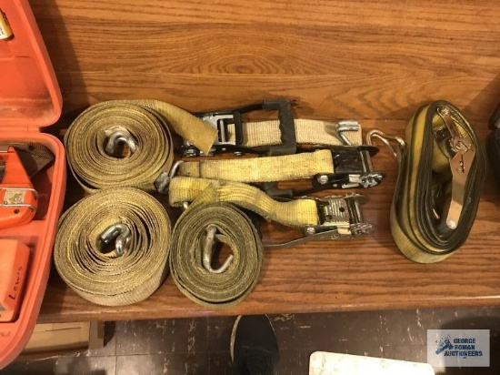 (4) RATCHET STRAPS
