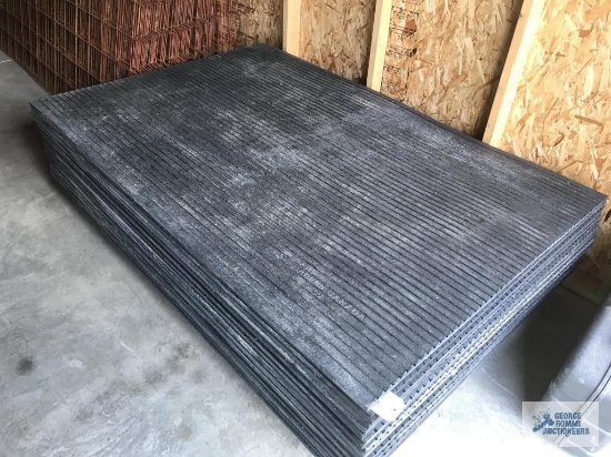 (21) 4'X6' RUBBER FLOOR MATS