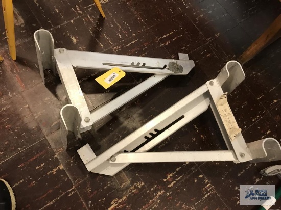 (2) LADDER JACKS