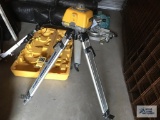 SPRECTRA PRECISION LASER LL100 WITH TRIPOD AND CARRYING CASE