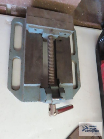 Drill press vise