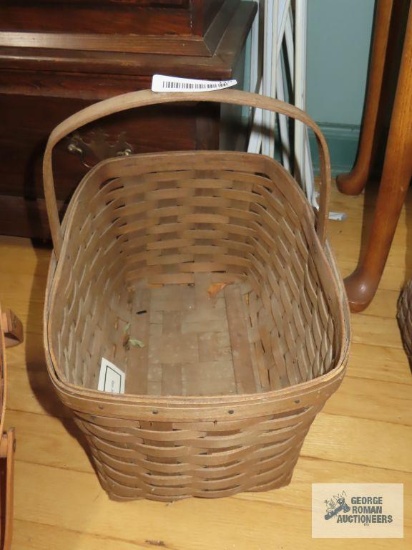 1983 Longaberger basket